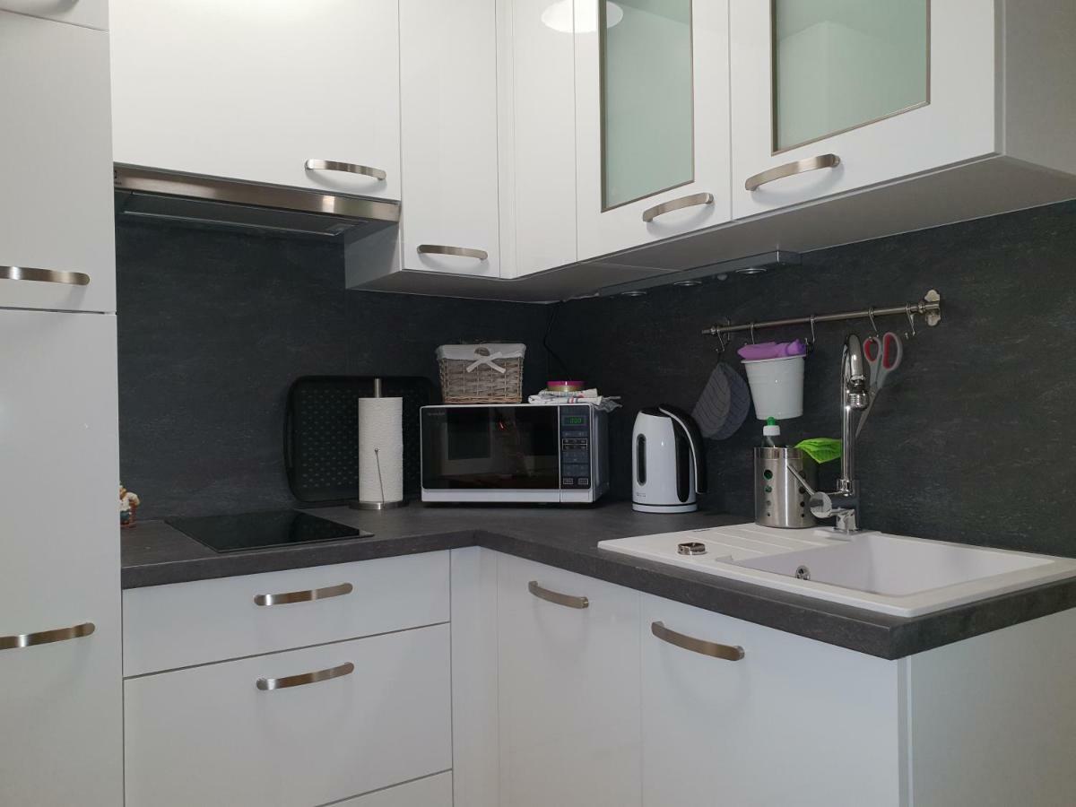 Apartamento de 45 m² en Izola, con 1 habitación Exterior foto